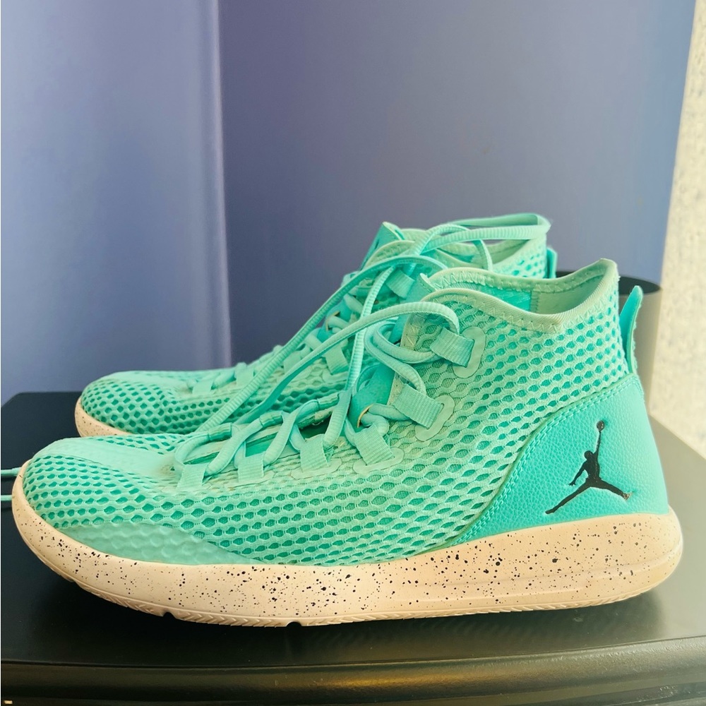 Women’s Air Jordans- mid top. Excellent condition. Size 8